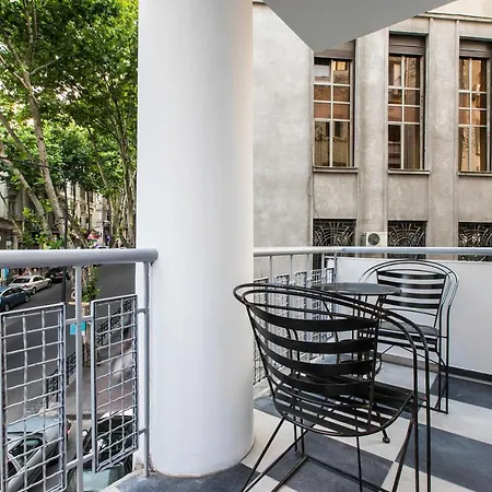 Sweet Home 8 Vip At Freedom Square Tbilisi Exterior photo