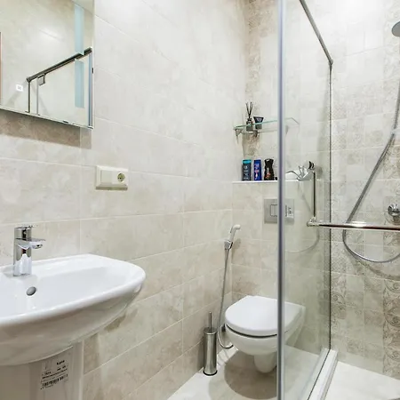 Sweet Home 8 Vip At Freedom Square Tbilisi Exterior photo